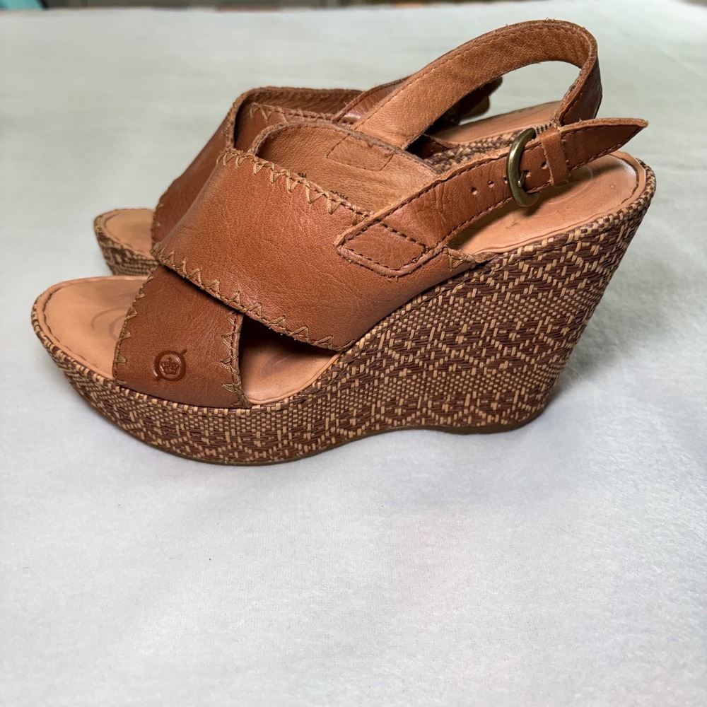 Born Tan Leather Criss Cross Wedge Sandals Brown Platform Heel Womens 8M